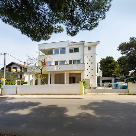Appartement Borik *